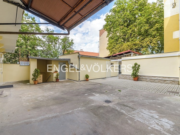 Pronájem komerčního prostoru, 333 m² (12 z 15)