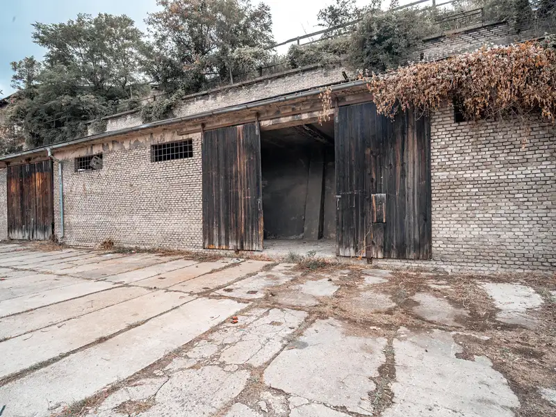 Pronájem skladového prostoru 75 m², Kladno – náhled fotky 1