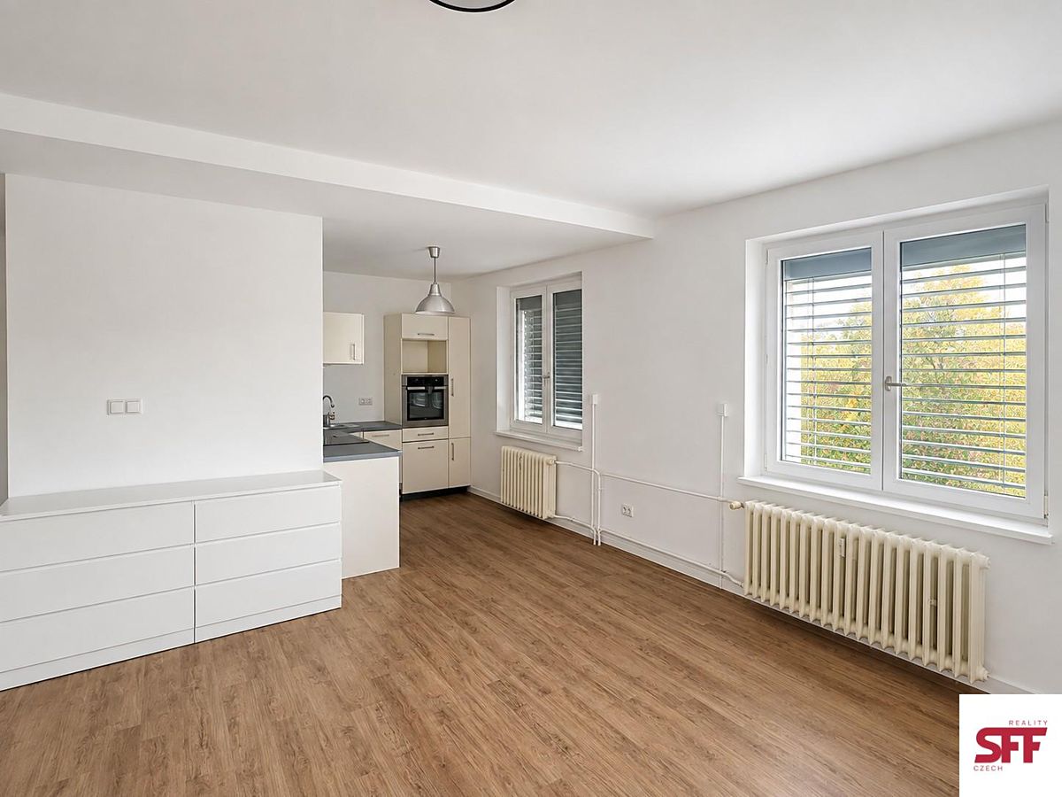 Pronájem bytu 2+kk 52 m² – fotografie 2