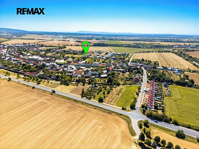 Prodej  stavebního pozemku 1 235 m²
