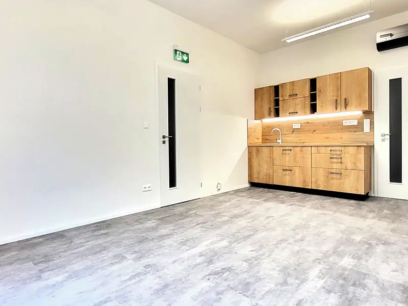 Pronájem obchodního prostoru 93 m², Brno – náhled fotky 3