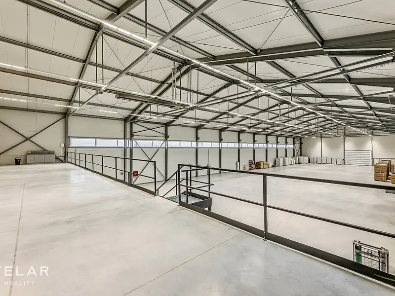 Pronájem kanceláře 60 m², Hranice – náhled fotky 3