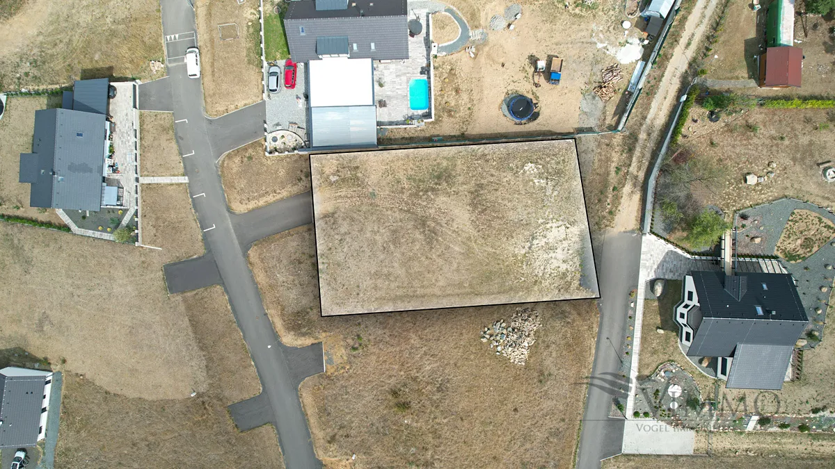 Prodej stavebního pozemku 1070 m²