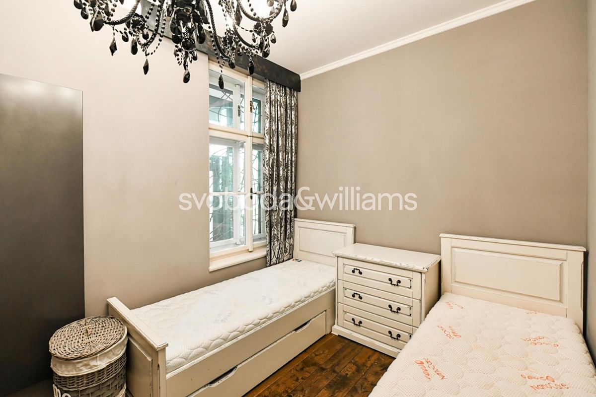 Pronájem bytu 3+kk 99 m² – fotografie 5