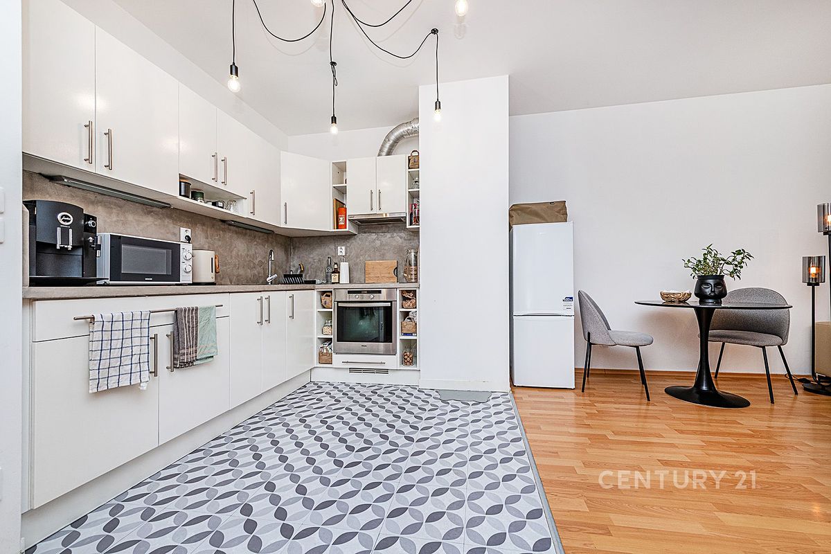Pronájem bytu 2+kk 58 m²