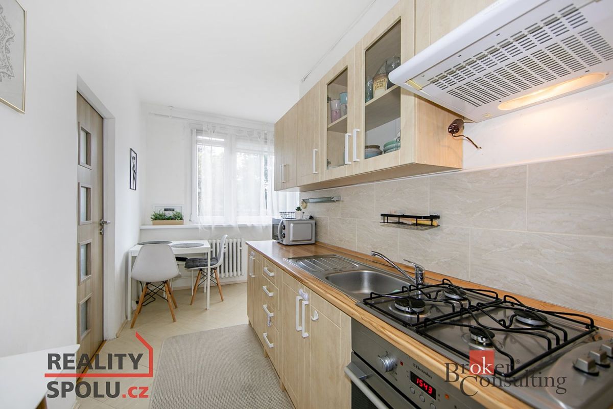 Pronájem bytu 2+1 57 m² – fotografie 3