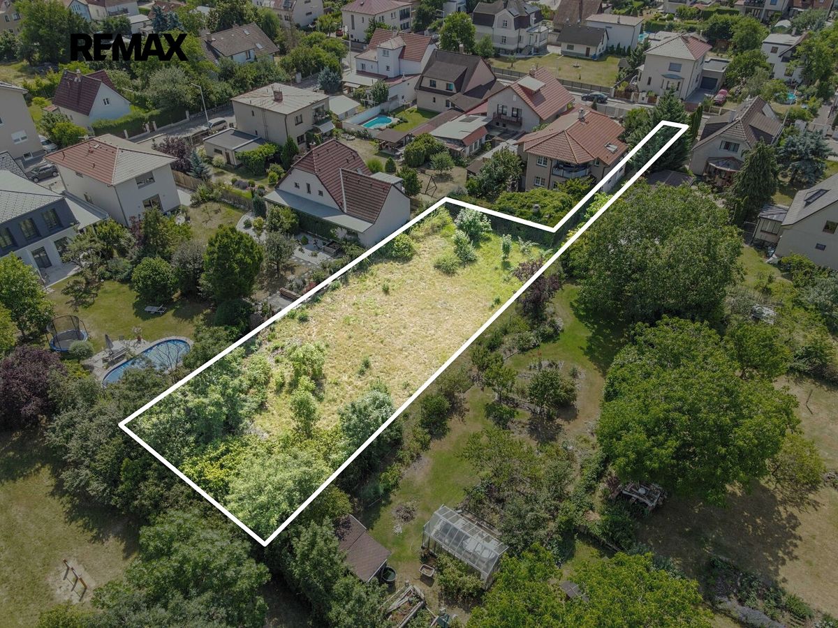 Prodej stavebního pozemku 1028 m² – fotografie 2
