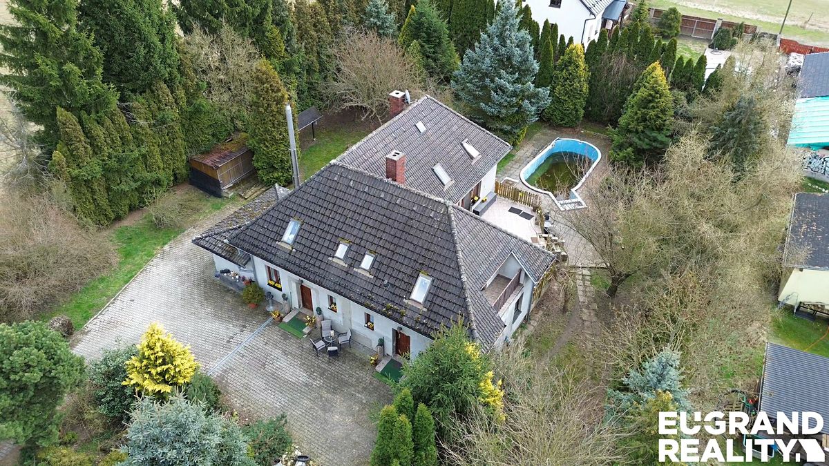 Prodej rodinného domu 219 m², pozemek 2691 m² – fotografie 2