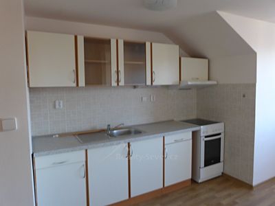 Pronájem bytu 1+1 64 m²