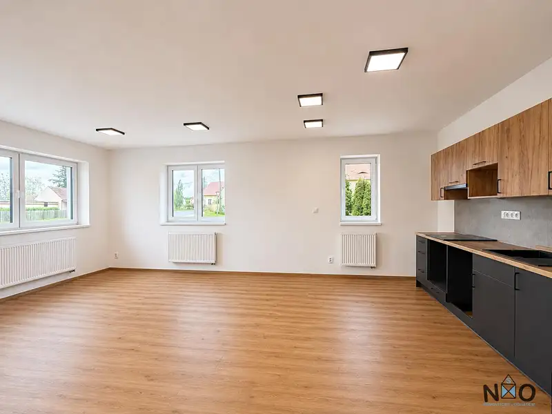 Pronájem bytu 2+kk 73 m², Úherce – náhled fotky 1