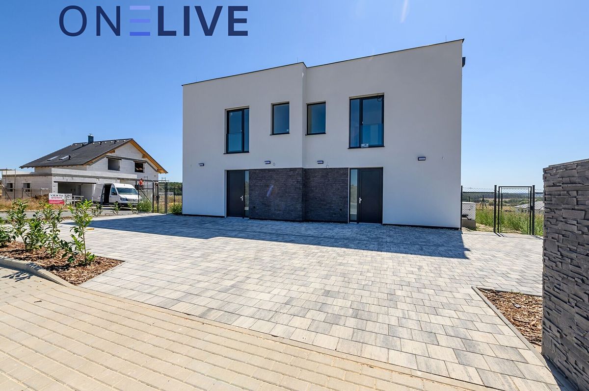 Prodej rodinného domu 138 m², pozemek 296 m², Vejprnice – fotka 1 z 3