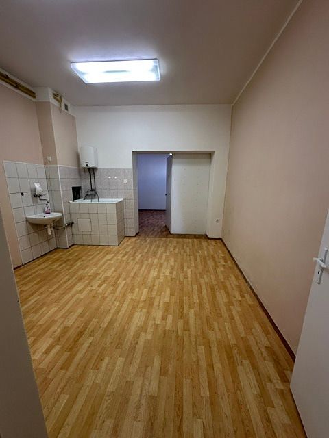 Pronájem obchodního prostoru 55 m²