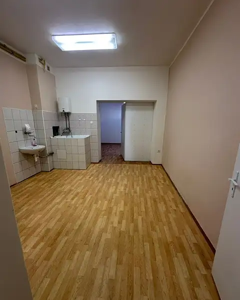 Pronájem obchodního prostoru 55 m², Příbram – náhled fotky 1