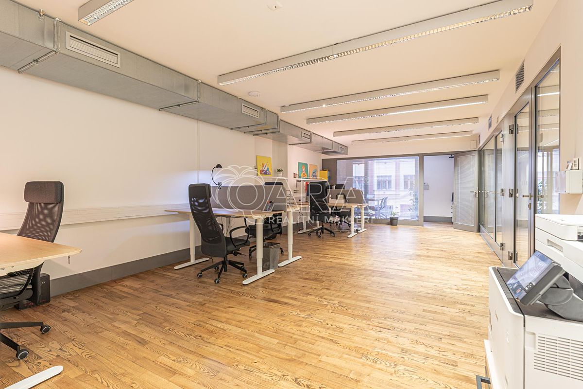 Prodej kanceláře 520 m² – fotografie 2