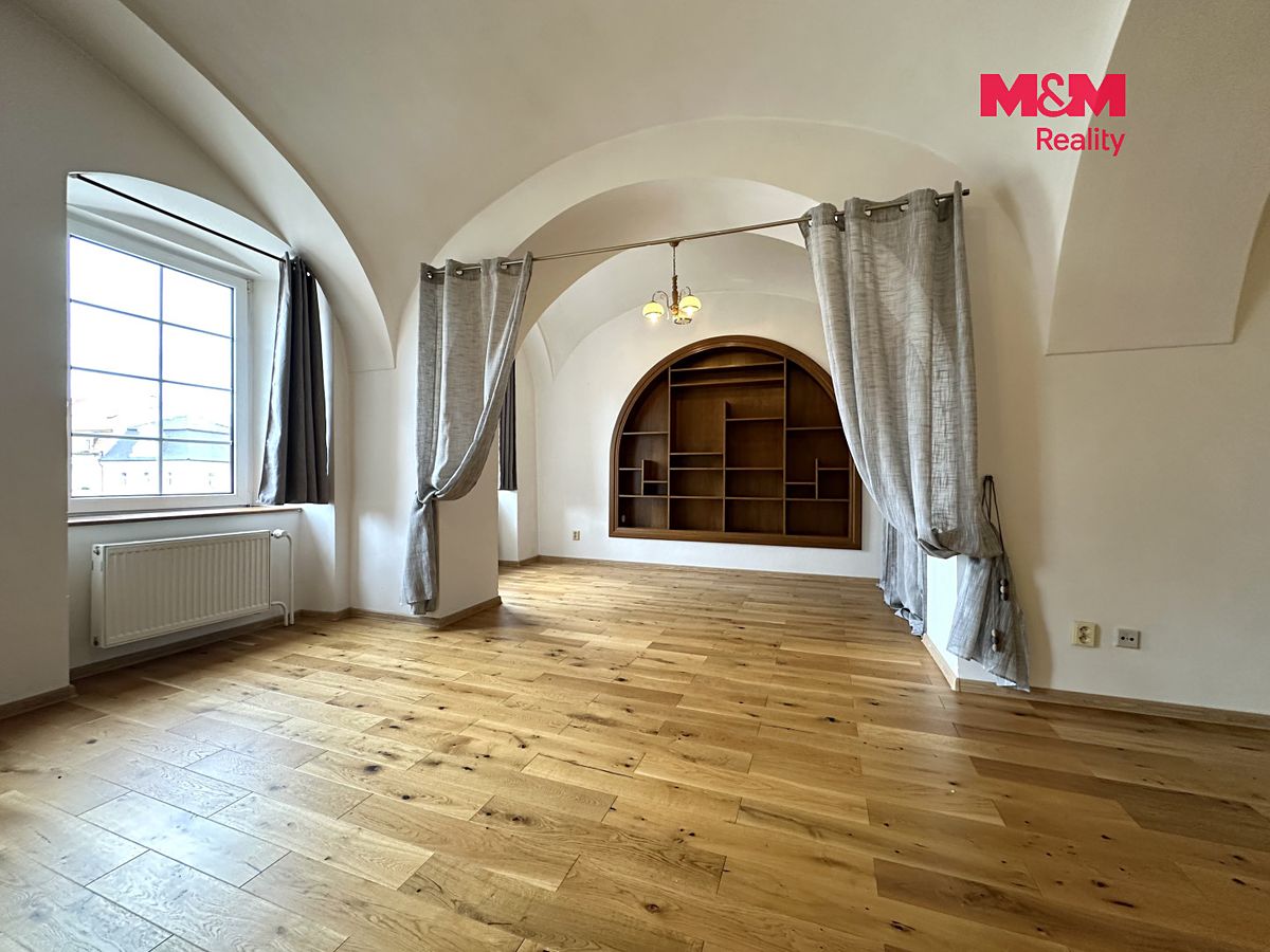 Pronájem bytu atypický 78 m² – fotografie 5