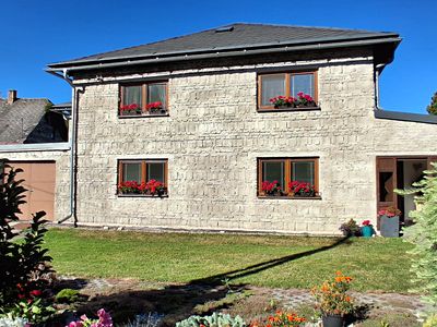 Prodej rodinného domu 255 m², pozemek 1087 m²