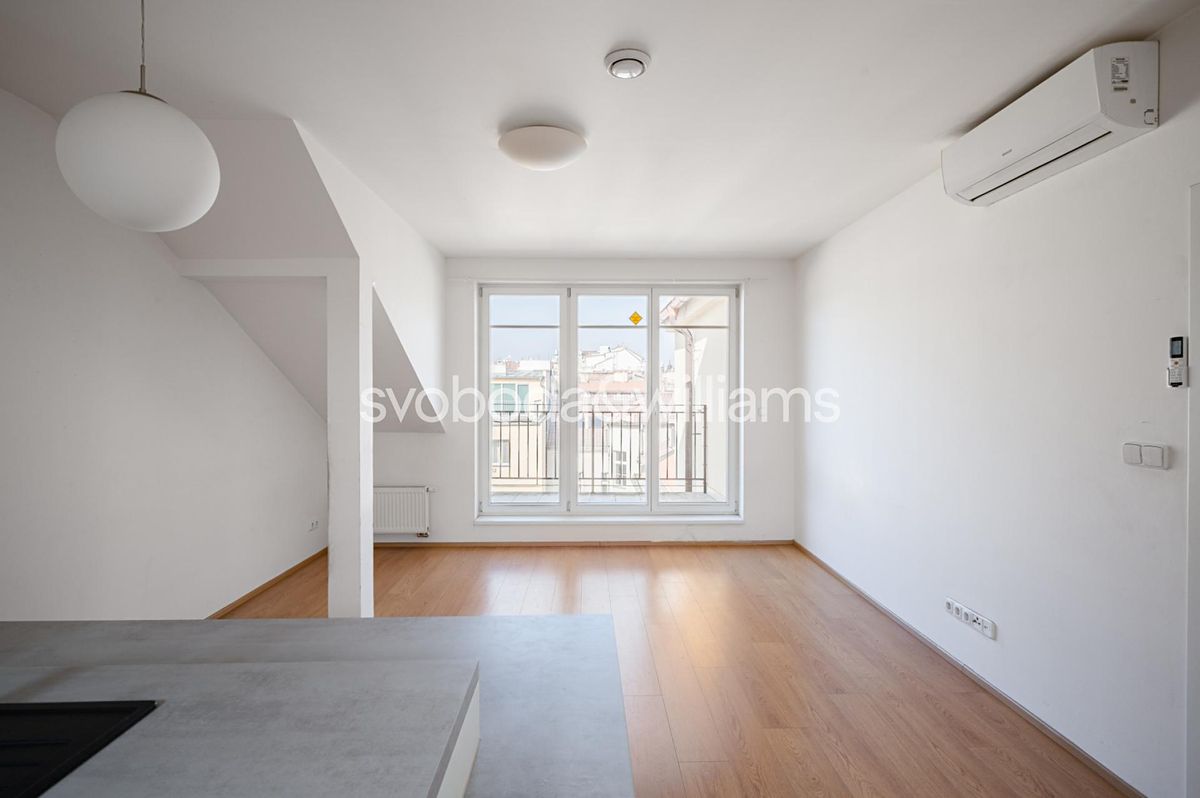 Prodej bytu 4+kk 102 m² – fotografie 2