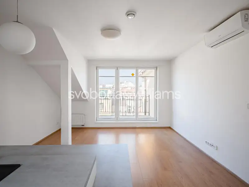Prodej bytu 4+kk 102 m², Praha – náhled fotky 2