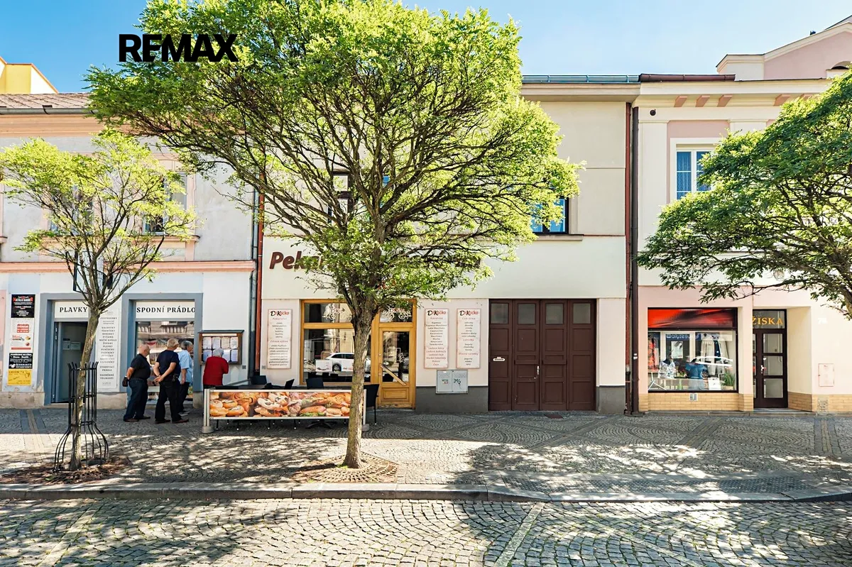 Pronájem obchodního prostoru 205 m²