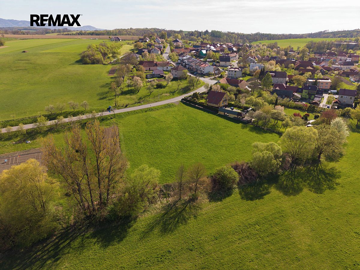 Prodej stavebního pozemku 2583 m²
