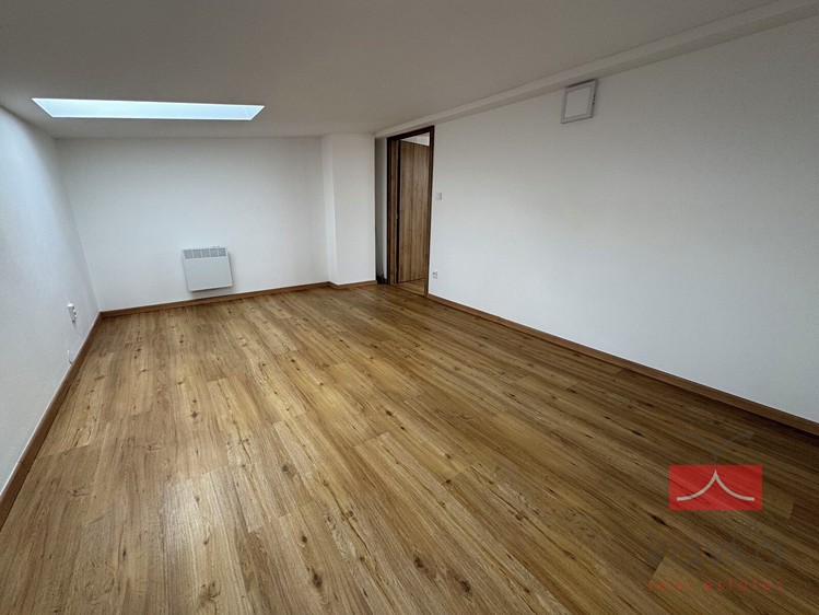 Pronájem bytu 2+kk, 61 m² (12 z 18)