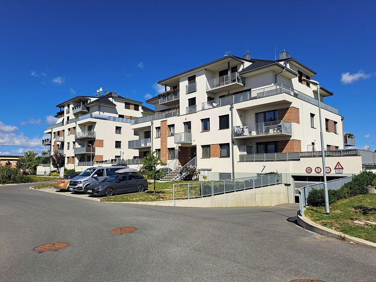 Pronájem bytu 3+kk 76 m²