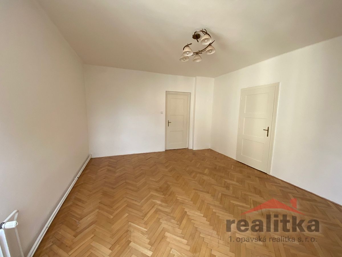 Pronájem bytu 3+kk 79 m² – fotografie 4