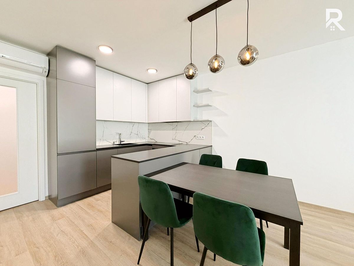 Pronájem bytu 3+kk 79 m²