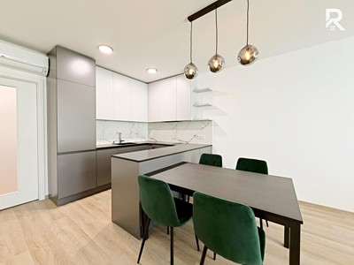 Pronájem bytu 3+kk 79 m²