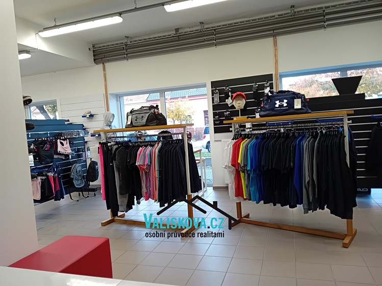 Pronájem komerčního prostoru, 210 m² (11 z 16)