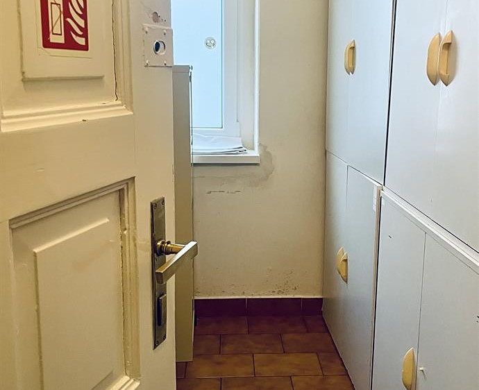 Комерційне приміщення в оренду, 32 м² (13 з 24)