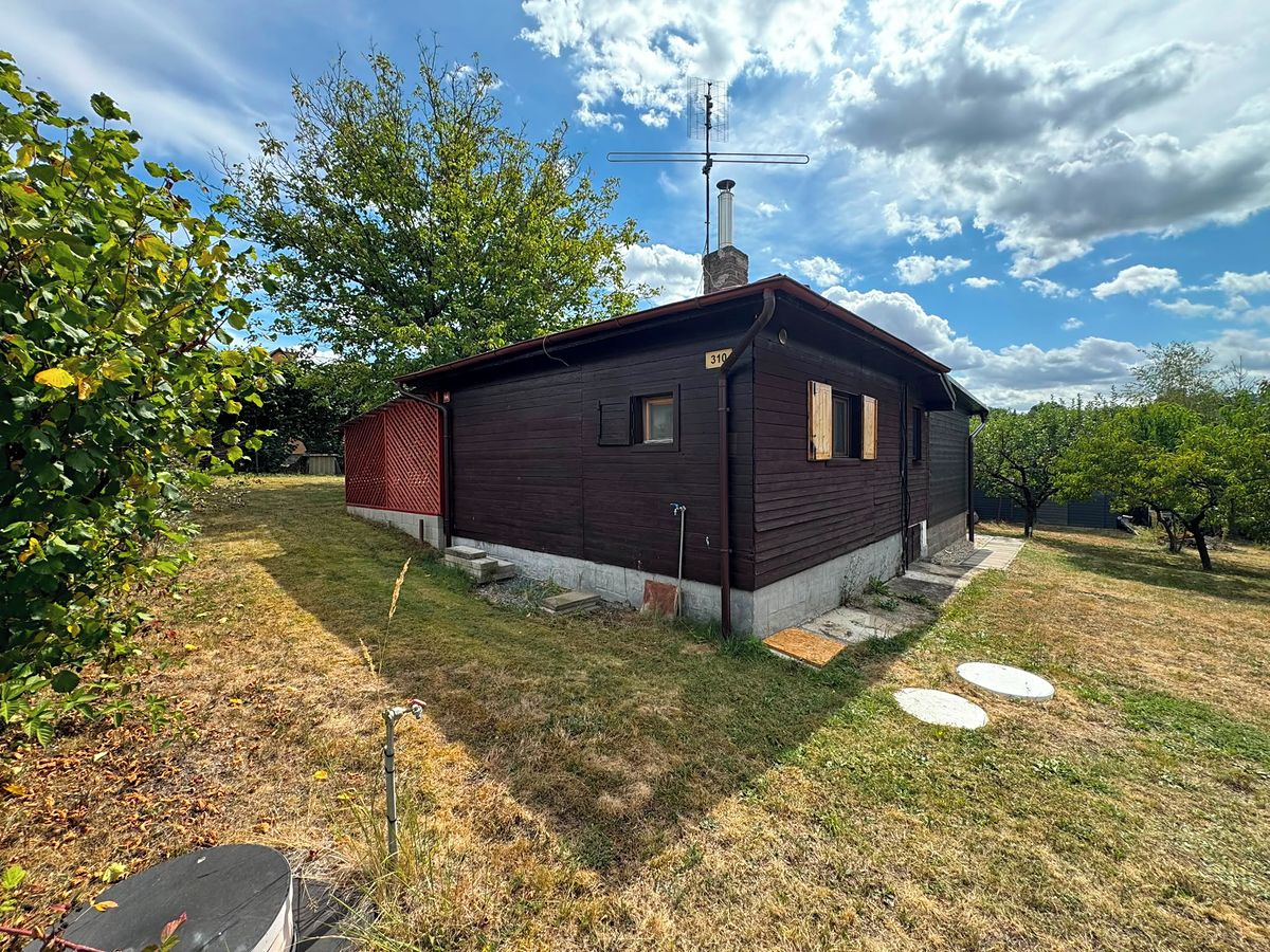 Prodej chaty 25 m², pozemek 946 m²