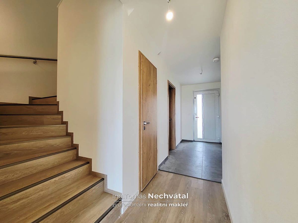 Prodej rodinného domu 118 m², pozemek 538 m² – fotografie 4