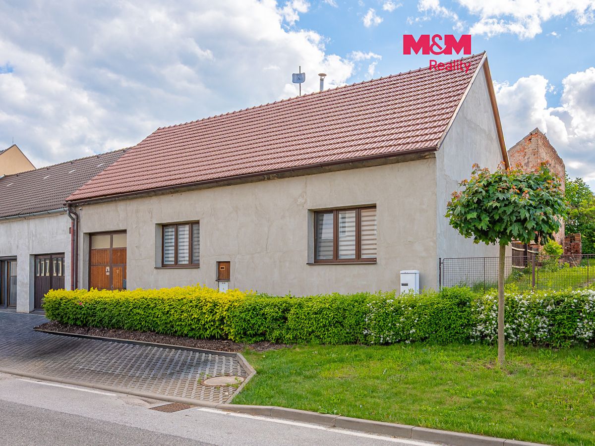 Prodej rodinného domu 85 m², pozemek 1568 m²