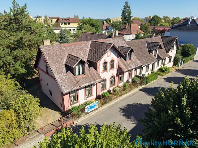 Prodej rodinného domu 197 m², pozemek 782 m², Bechyně – náhled fotky 2