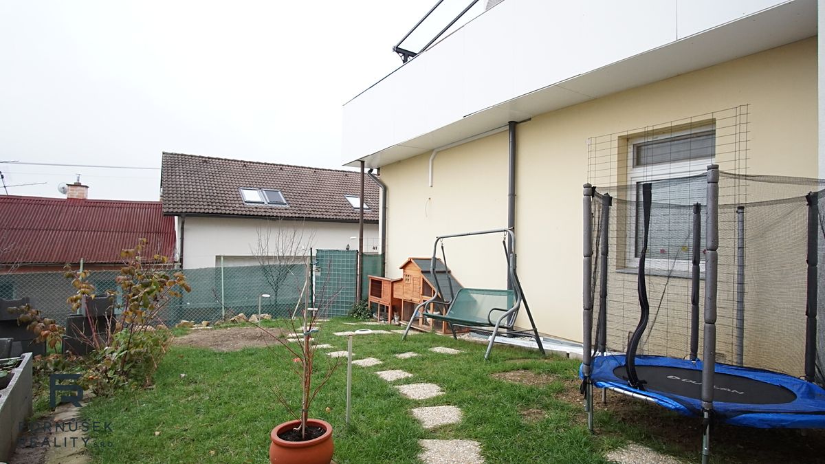 Pronájem bytu 3+1 59 m² – fotografie 5