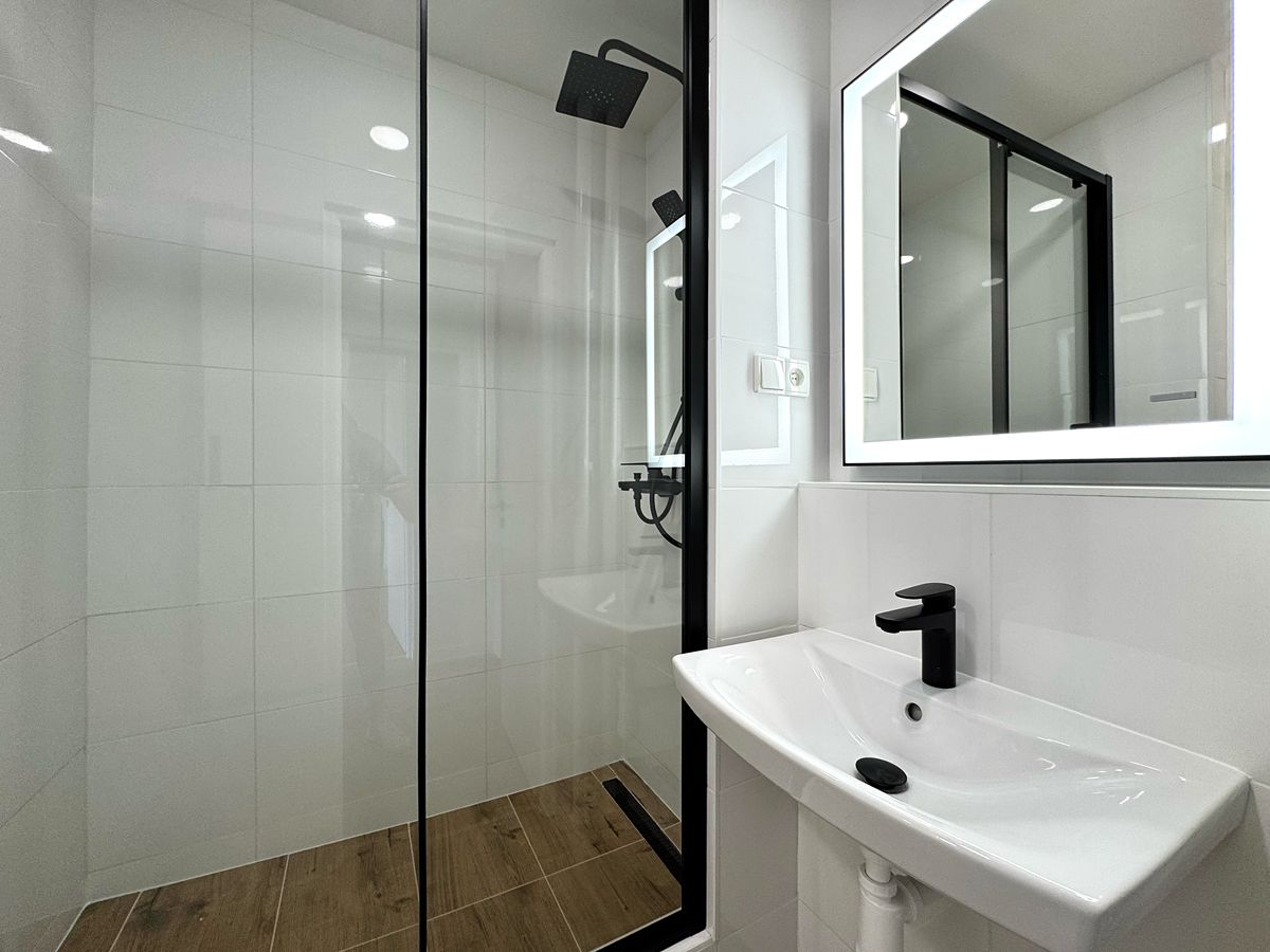 Pronájem bytu 2+kk 38 m² – fotografie 3