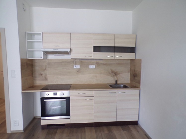 Квартира 2+kk на продаж, 57 м² (22 з 28)