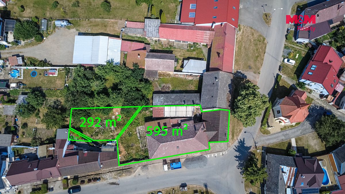 Prodej obchodního prostoru 220 m² – fotografie 3