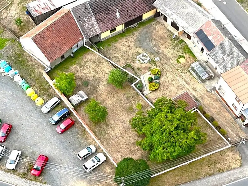 Prodej stavebního pozemku 696 m², Chrastavice – náhled fotky 1