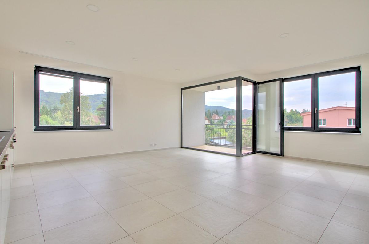 Pronájem bytu 2+kk 70 m² – fotografie 5