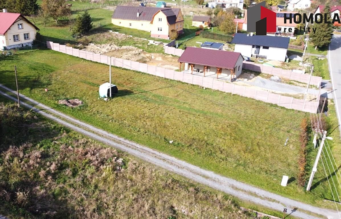 Prodej stavebního pozemku 1311 m² – fotografie 3