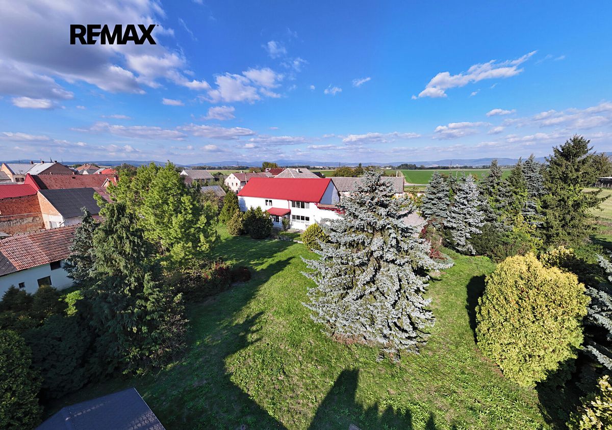 Prodej rodinného domu 186 m², pozemek 7638 m² – fotografie 4