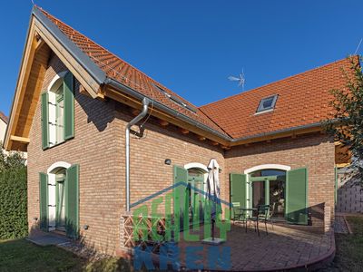 Prodej rodinného domu 212 m², pozemek 383 m²