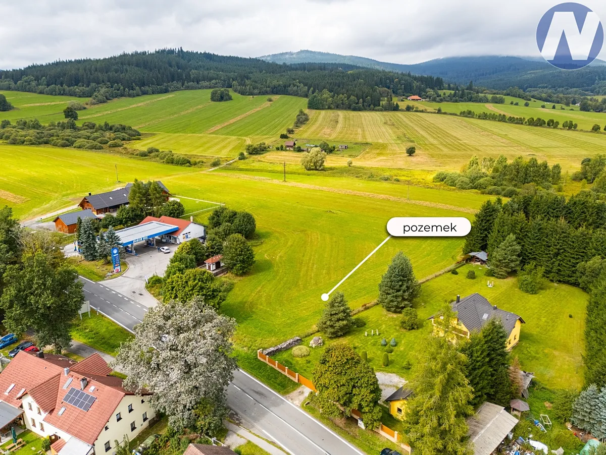 Prodej stavebního pozemku 1768 m²