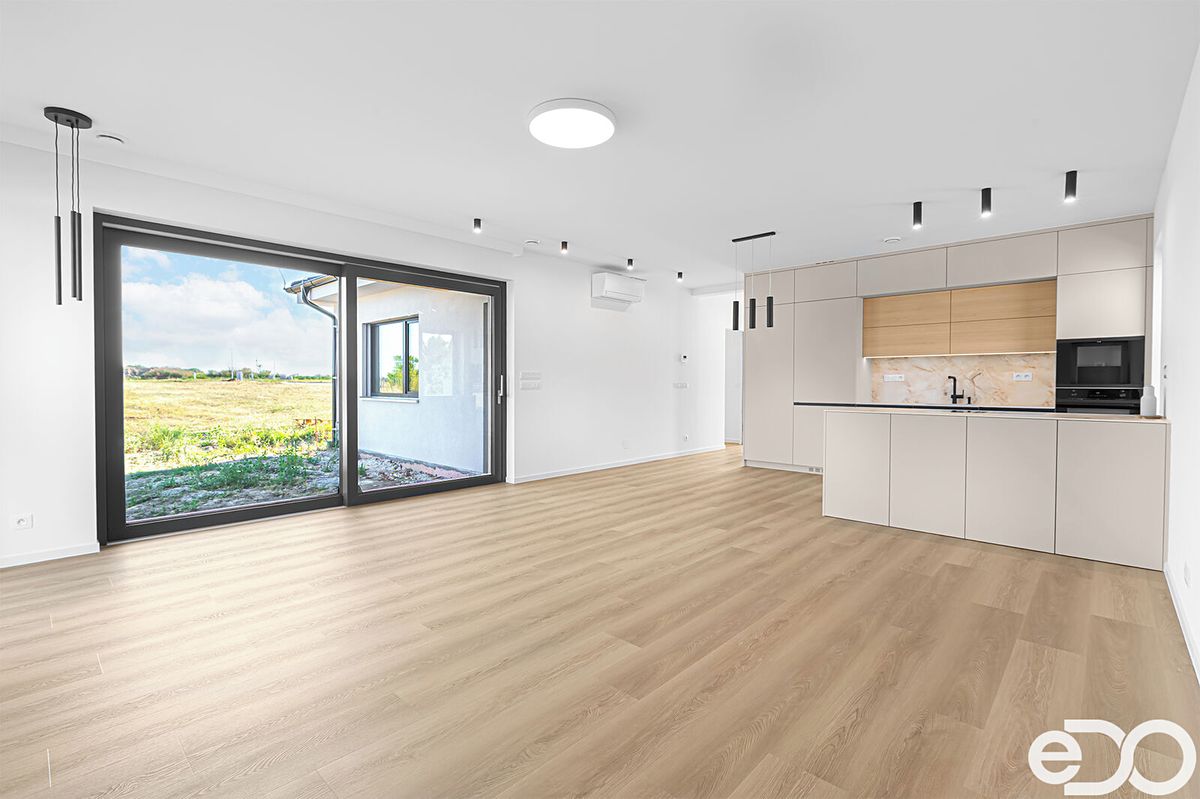 Prodej rodinného domu 108 m², pozemek 700 m² – fotografie 3