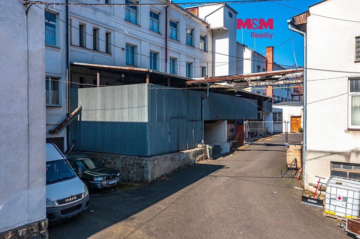 Pronájem výrobní haly, prostoru 200 m²