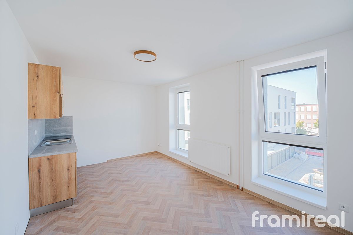 Pronájem bytu 1+kk 26 m² – fotografie 3