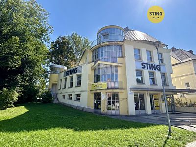 Pronájem kanceláře 830 m²