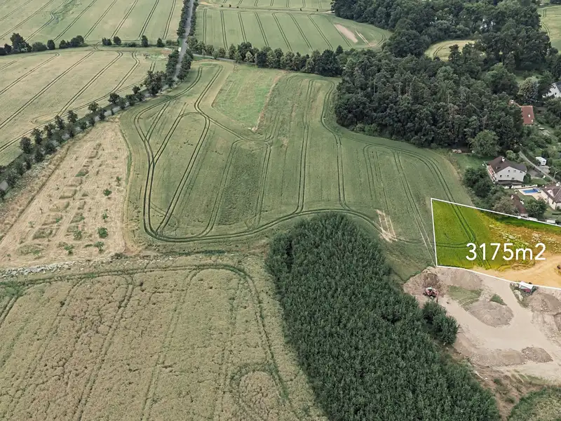 Prodej stavebního pozemku 3190 m², Strančice – náhled fotky 3